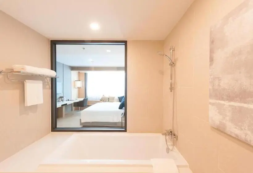 マウンテンビューデラックスルーム, Arize Hotel Sri Racha