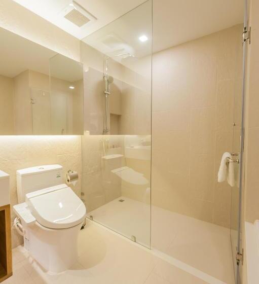 سوئیت 2 خوابه, Arize Hotel Sri Racha