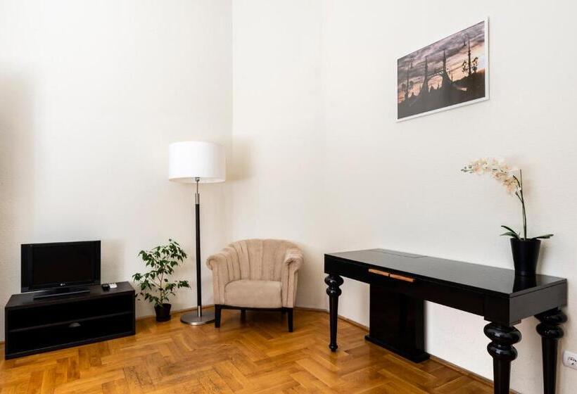 带1个卧室的公寓, Baross City Hotel   Budapest