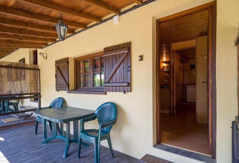 בונגלו סטנדרט 2 חדרי שינה, Camping El Jabalãƒæ’ã‚â­ Blanco