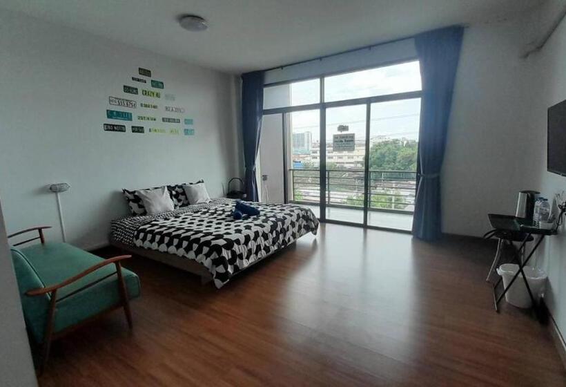اتاق لوکس با بالکن, Homey Don Mueang Airport Hostel
