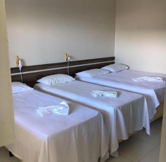 غرفة قياسية ثلاثية, Dunas De Marape