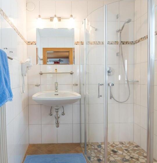 バルコニー付きスタンダードルーム, Haus Lungau