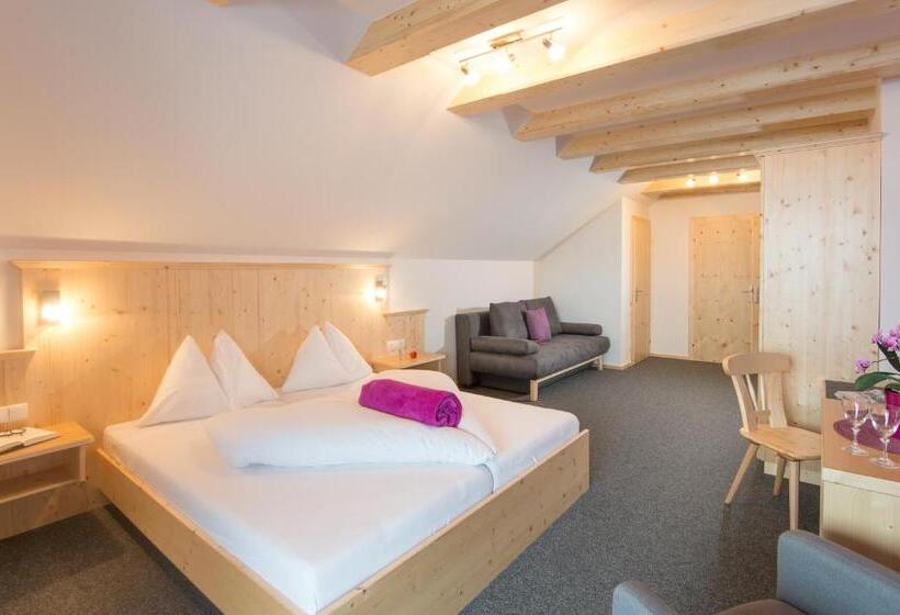 バルコニー付きスタンダードルーム, Haus Lungau