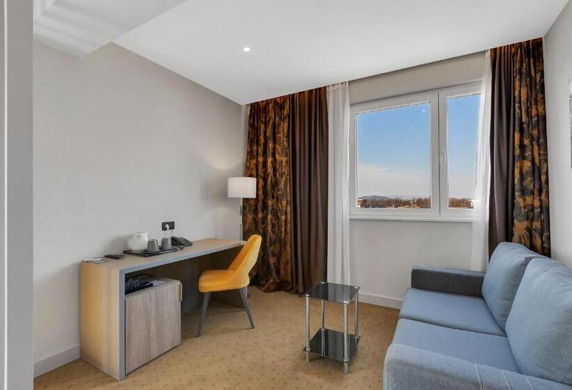 اتاق استاندارد, Marconi