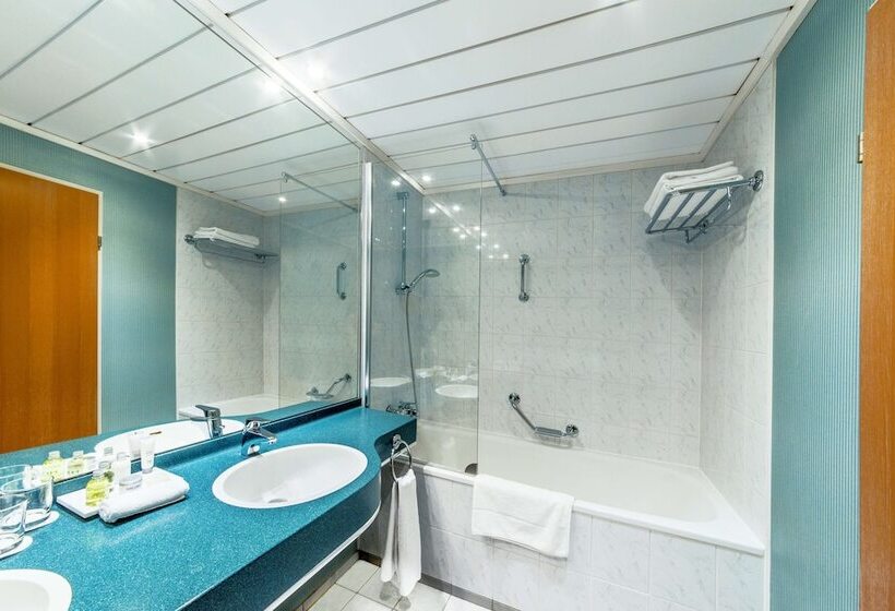 اتاق پرمیوم, NH Collection Prague