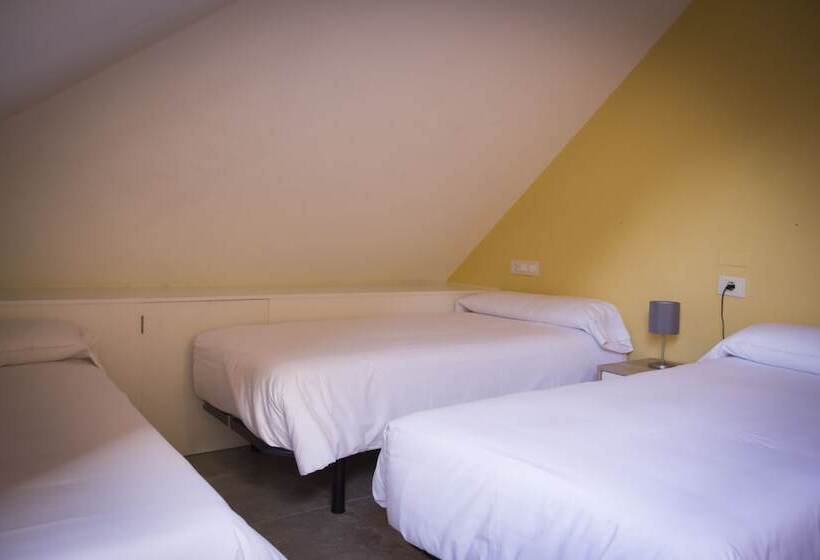 Номер Стандарт Трехместный, O Pazo