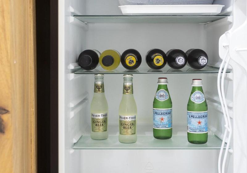 Номер Стандарт, O Pazo