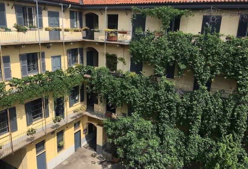 标准三人间, Ai Suma