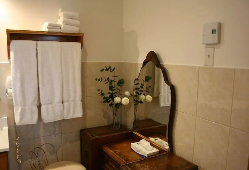 スタンダードトリプルルーム, Auberge Presbytere Mont Lac Vert