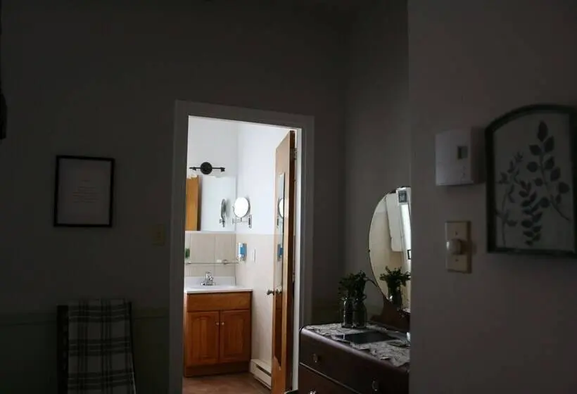 スタンダードトリプルルーム, Auberge Presbytere Mont Lac Vert