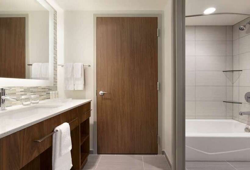 Студио Стандарт Кровать Кинг, Hampton Inn & Suites Phoenix Downtown