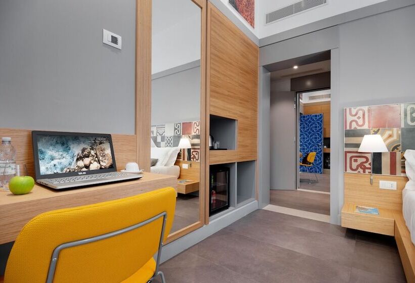 수피리어 트리플 룸, Medinblu