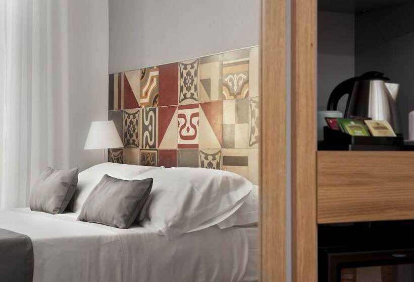 스탠다드 룸, Medinblu