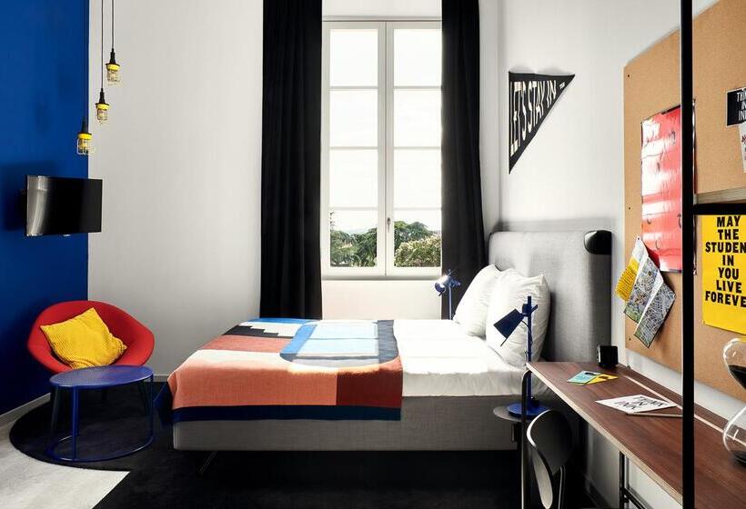 اتاق اجرایی سه نفره, The Social Hub Florence Lavagnini