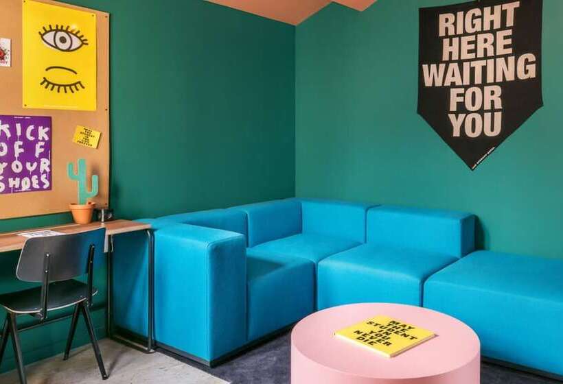 استودیو خانوادگی, The Social Hub Florence Lavagnini