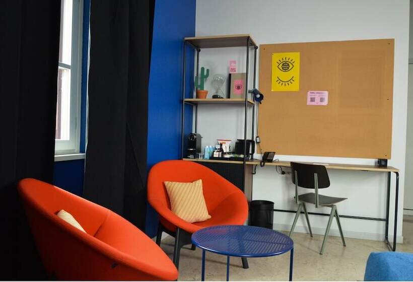 اتاق اجرایی سه نفره, The Social Hub Florence Lavagnini