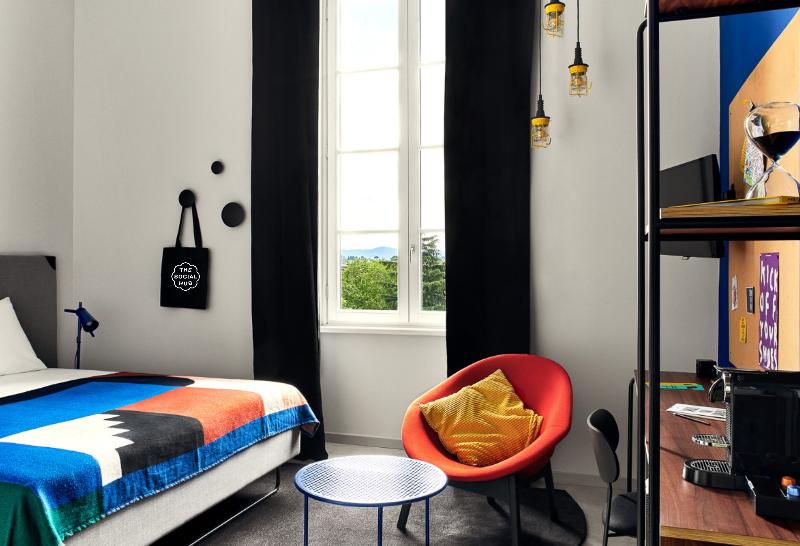 اتاق اجرایی با تخت بزرگ, The Social Hub Florence Lavagnini