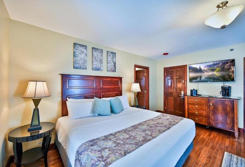 اتاق لوکس, Tom Quick Inn