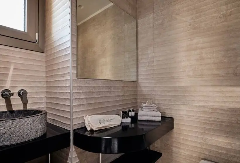 Juniorsviitti Sivuttainen Merinäkymä, Prima Vista Beachfront Boutique
