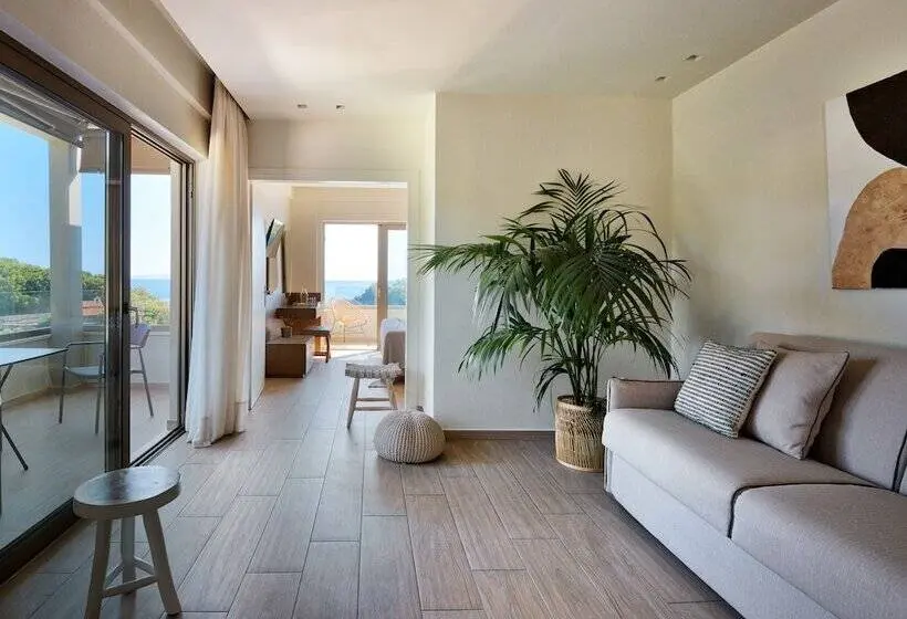 Deluxe Suite Sea View, Prima Vista Beachfront Boutique