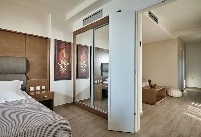 Deluxe Suite Sea View, Prima Vista Beachfront Boutique