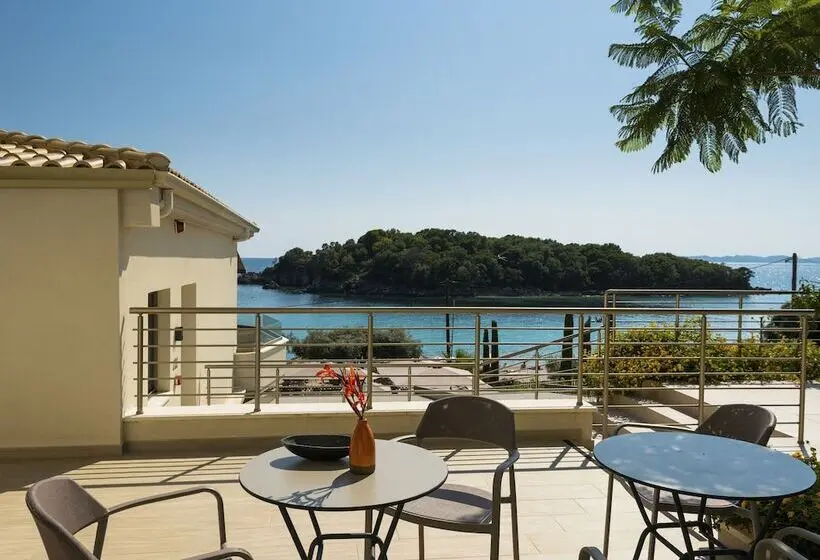 Sviitti Merinäkymä, Prima Vista Beachfront Boutique