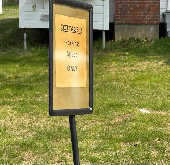 استودیوی استاندارد, Eden Village Motel And Cottages