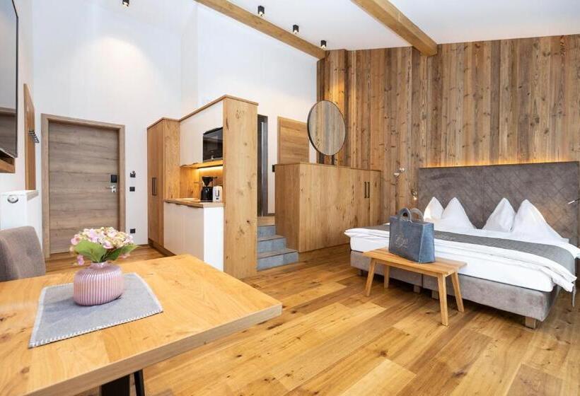 １ベッドルームのデラックスアパートメント, Ferienanlage Central