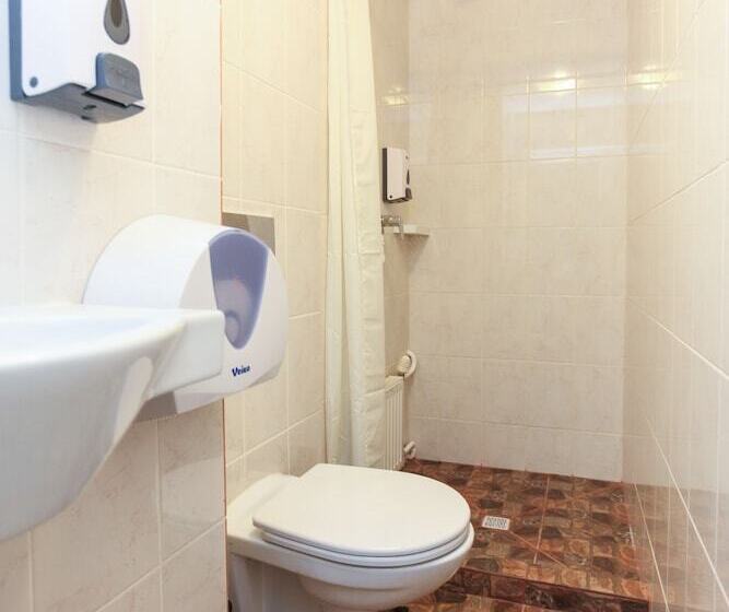 חדר סופריור לשלושה, Winterfell On Taganskaya Square