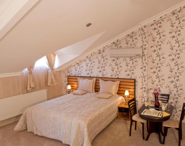 سوییت اجرایی, The Bosphorus House