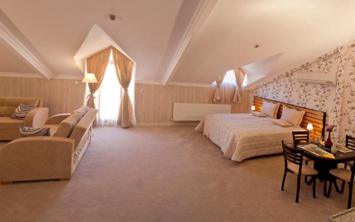 سوییت اجرایی, The Bosphorus House