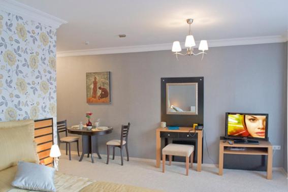 استودیوی پریمیوم, The Bosphorus House