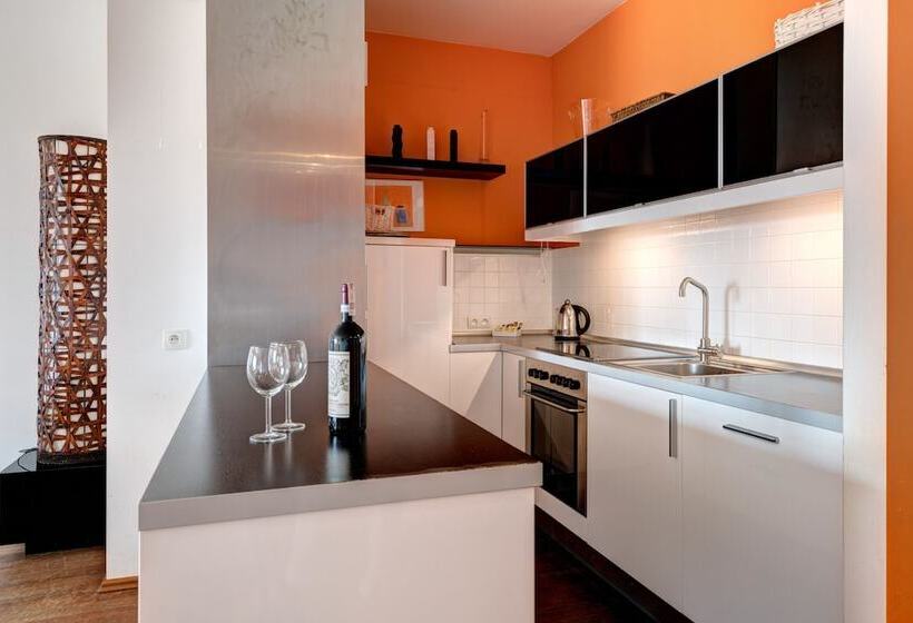 شقة غرفة نوم داخلية, Dom & House   Apartments Parkur