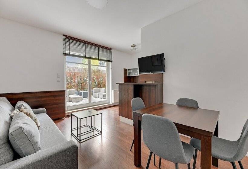 شقة غرفة نوم واحدة مزودة بشُرفة, Dom & House   Apartments Parkur