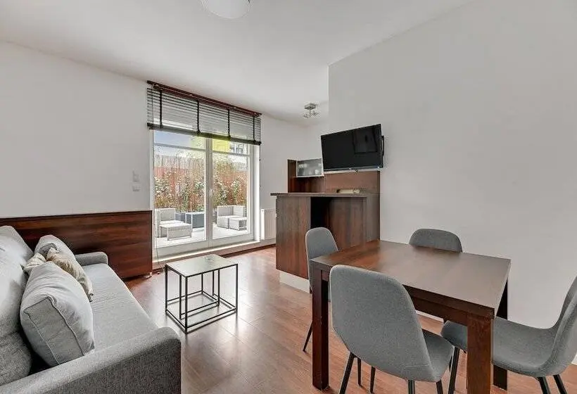 バルコニー付き１ベッドルームアパートメント, Dom & House   Apartments Parkur