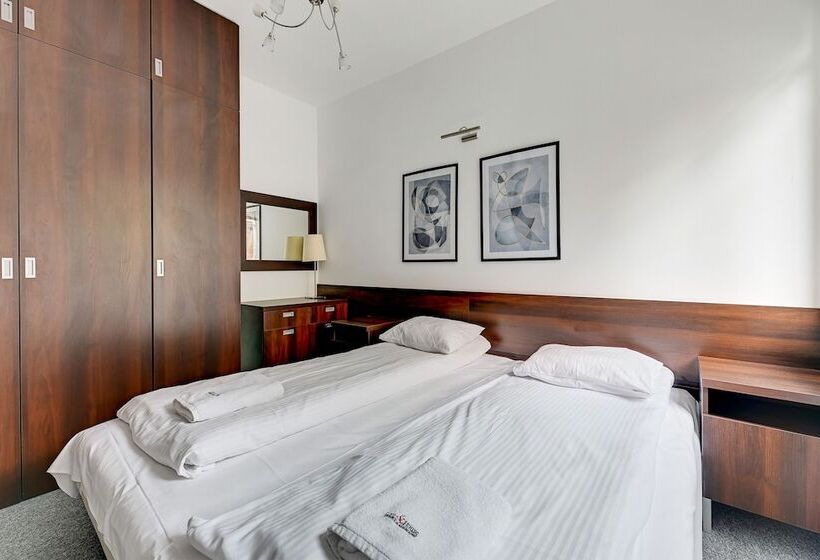 شقة غرفة نوم واحدة مزودة بشُرفة, Dom & House   Apartments Parkur