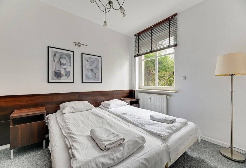 شقة غرفة نوم واحدة مزودة بشُرفة, Dom & House   Apartments Parkur