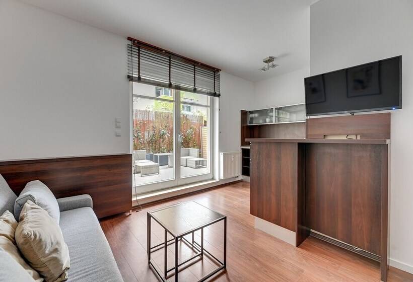 شقة غرفة نوم واحدة مزودة بشُرفة, Dom & House   Apartments Parkur