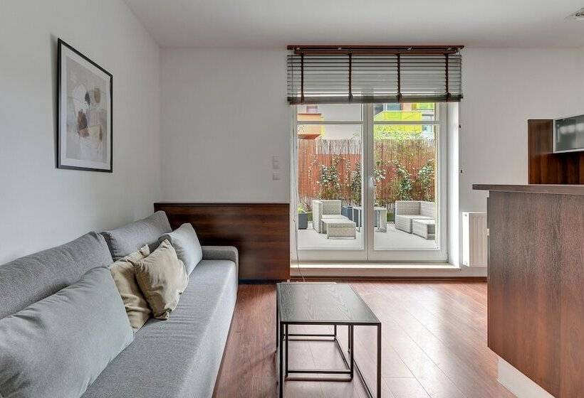 شقة غرفة نوم واحدة مزودة بشُرفة, Dom & House   Apartments Parkur