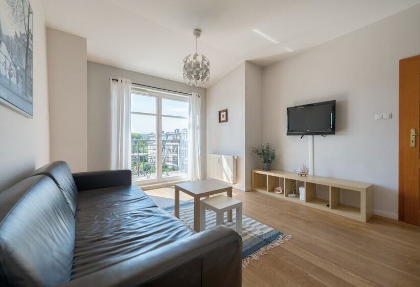 Апартаменты Классик 1 Спальня, Dom & House   Apartments Parkur