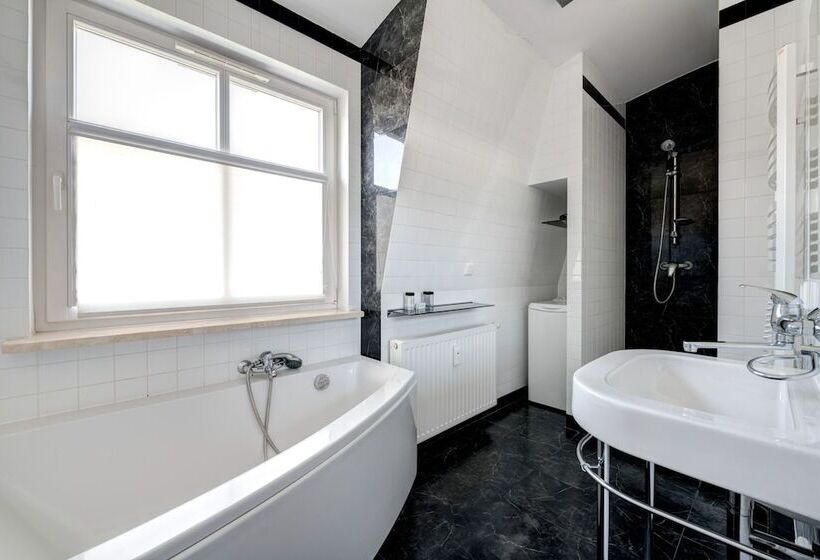 شقة غرفة نوم داخلية, Dom & House   Apartments Parkur