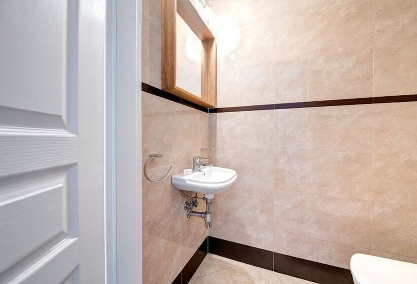 شقة غرفة نوم داخلية, Dom & House   Apartments Parkur