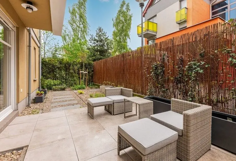 バルコニー付き１ベッドルームアパートメント, Dom & House   Apartments Parkur