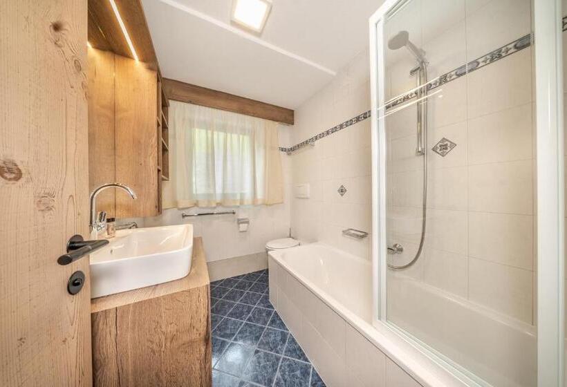 آپارتمان 1 خوابه با تراس, Apartments & Garnì Pre Da Nai