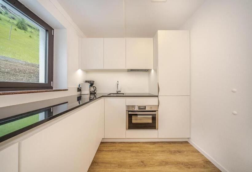 آپارتمان 1 خوابه با تراس, Apartments & Garnì Pre Da Nai