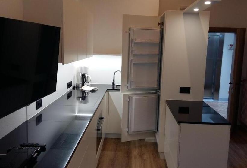 آپارتمان 1 خوابه, Apartments & Garnì Pre Da Nai