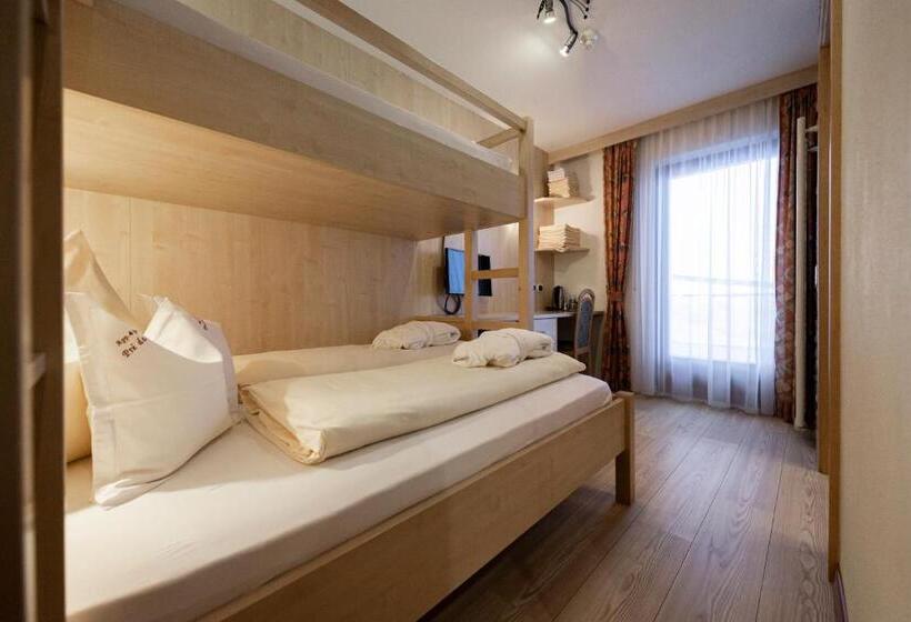 اتاق استاندارد یک نفره, Apartments & Garnì Pre Da Nai