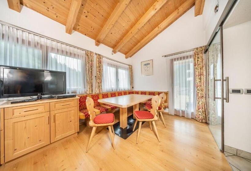 آپارتمان 1 خوابه با بالکن, Apartments & Garnì Pre Da Nai