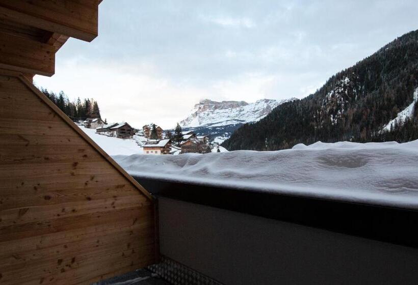 استودیو استاندارد با بالکن, Apartments & Garnì Pre Da Nai